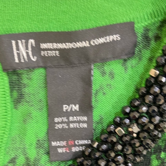 Inc green python print knit long sleeved sweater with beaded neckline medium - Picture 10 of 10